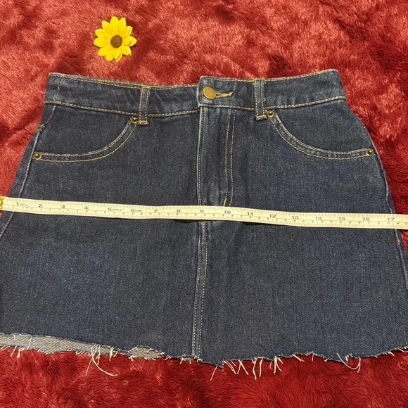 Forever 21 Dark Blue Frayed Hem Mini Skirt - Picture 4 of 8